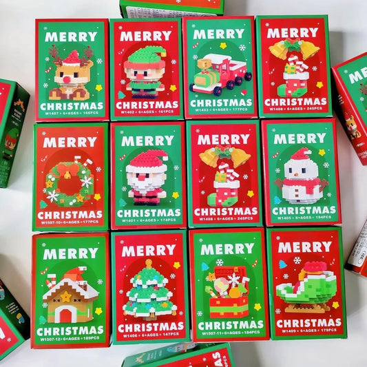 Santa Byggeklosser™ – 12 kreative julefigurer for hele familien. En stor suksess i fjor – og enda større i år.